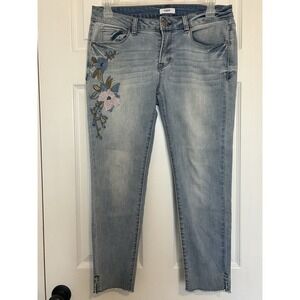 Kensie Jeans Light Wash Floral Embroidered Raw Hem Women's‎ Jeans Size 8 29